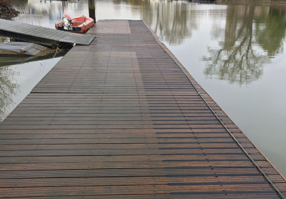 RealFlex skridsikkert underlag på udendørs planker, træoverflader og lystbådehavne billede
