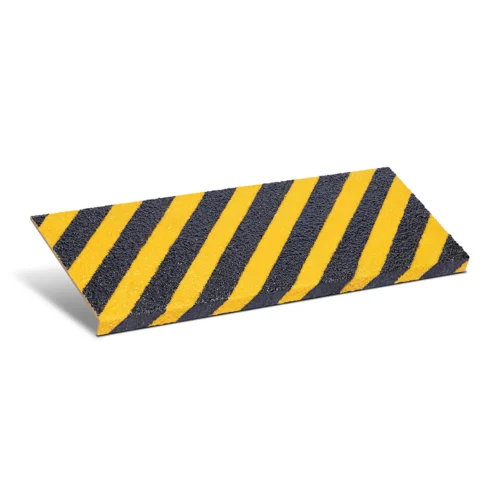 Skridsikre trappetrin sort og gul hazard-stribet variant fra Real Safety, skridsikker trinsikring i glasfiber